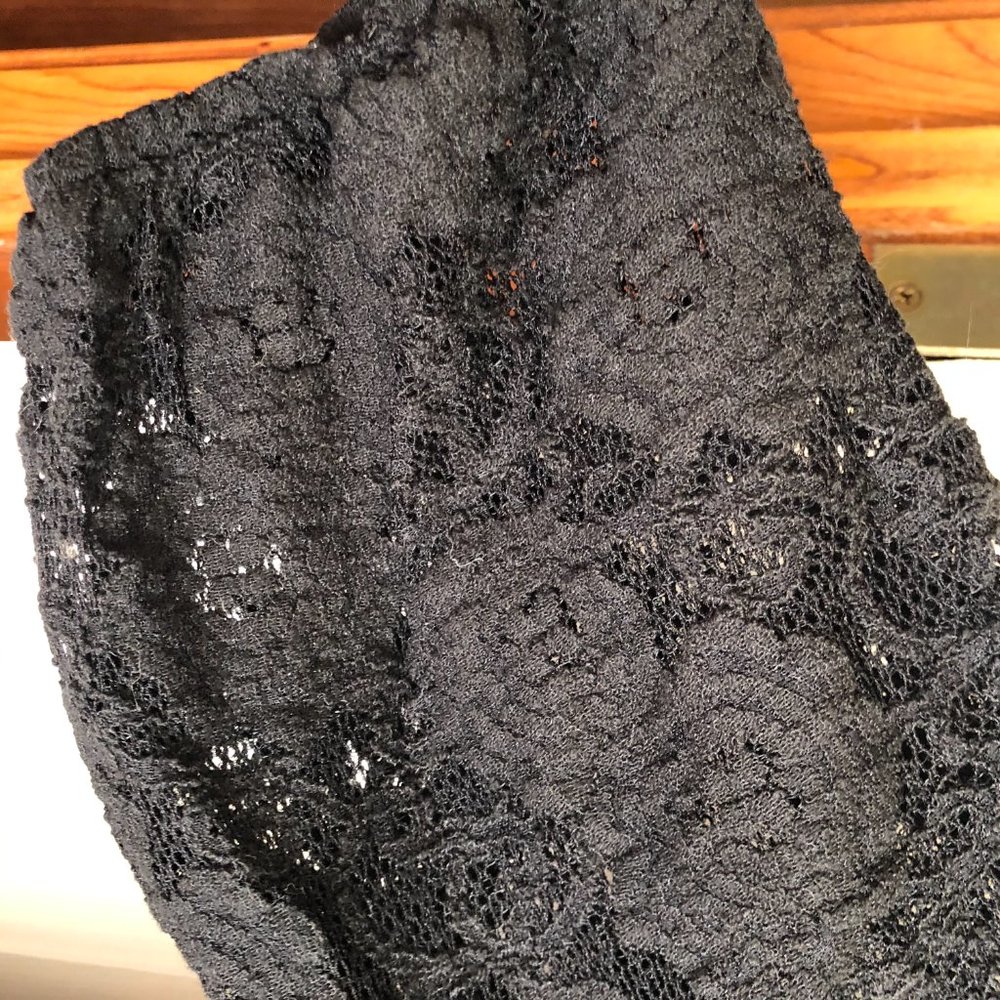 Anthropologie postage stamp black white tunic top - Picture 3 of 6